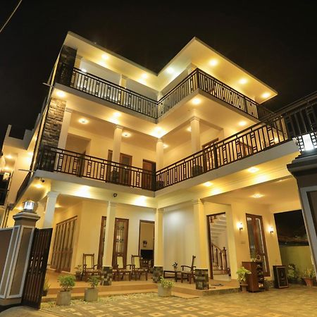 D Marit Motel Negombo Exterior photo